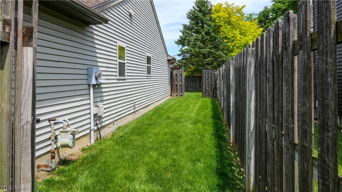 508 Hampton Drive Elyria OH 44035
