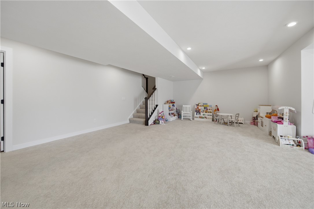 6877 Harrington Court Avenue NE Canton OH 44721