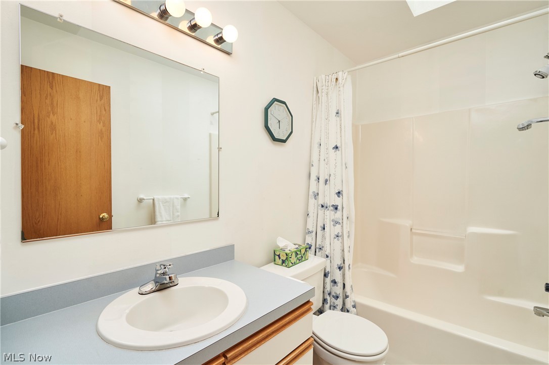 581 Woodhaven Drive Uniontown OH 44685