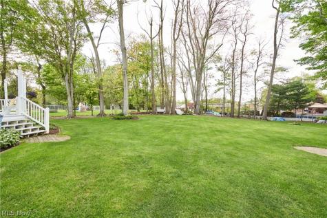 581 Woodhaven Drive Uniontown OH 44685