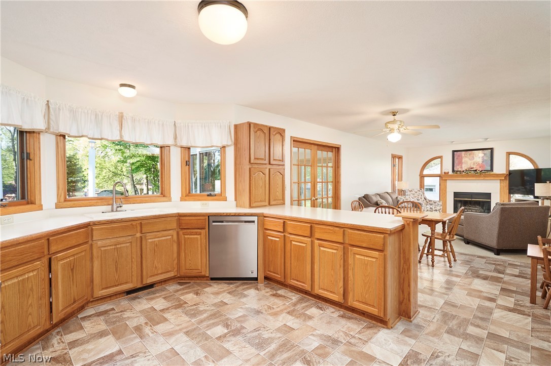 581 Woodhaven Drive Uniontown OH 44685