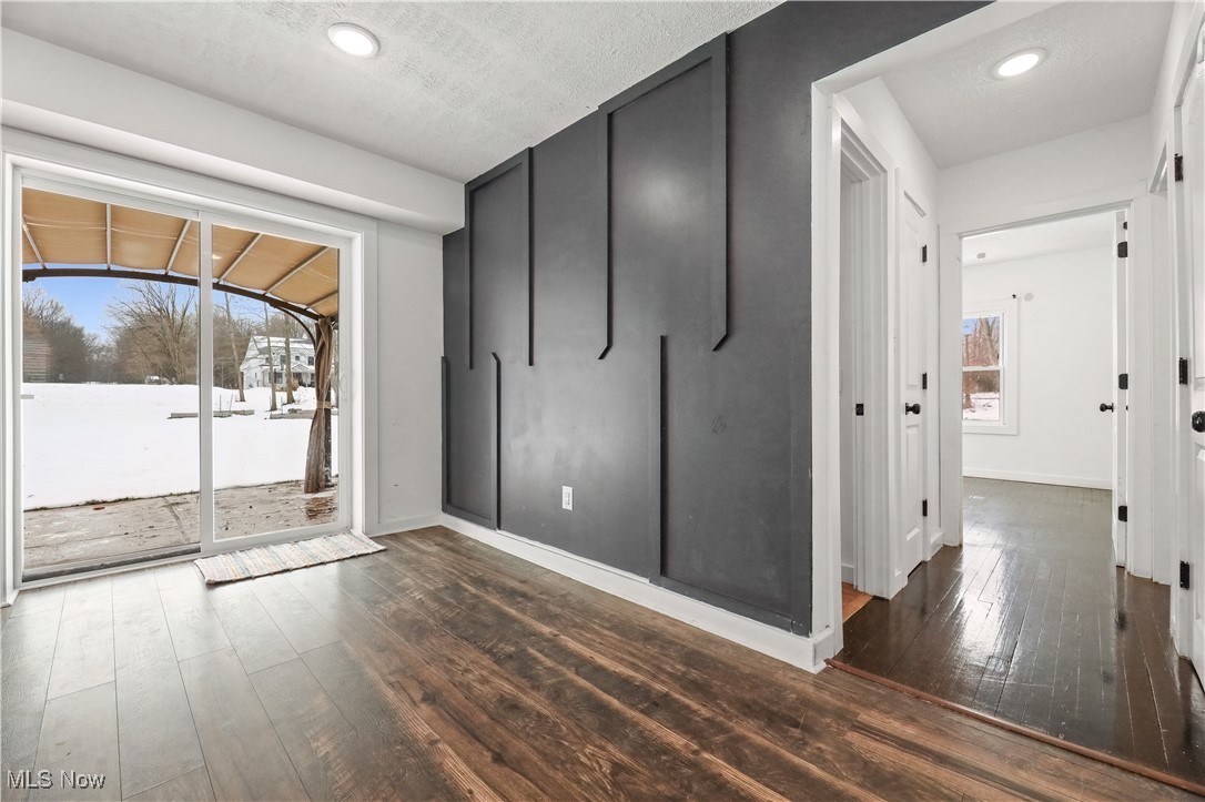 34549 Detroit Road Avon OH 44011