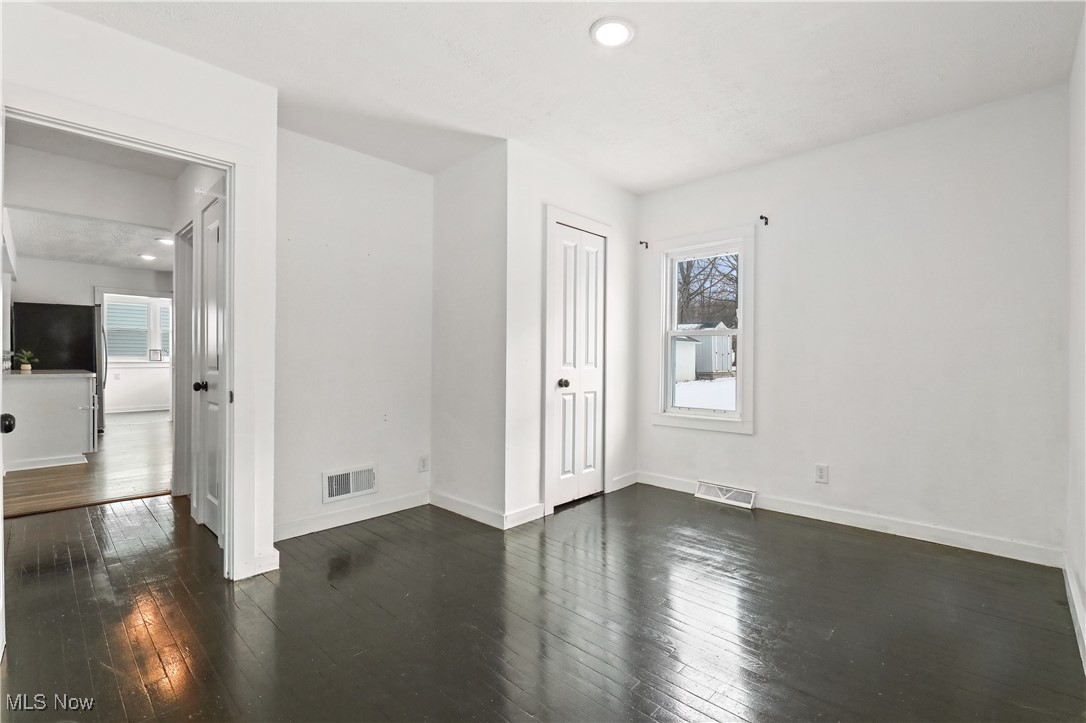 34549 Detroit Road Avon OH 44011