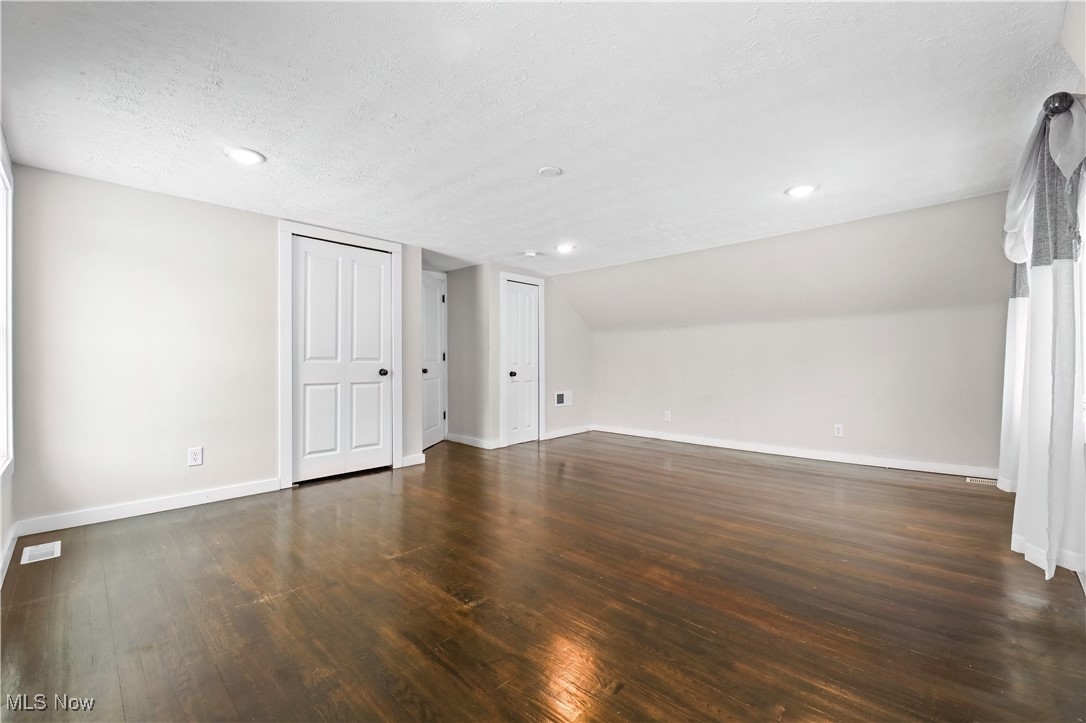 34549 Detroit Road Avon OH 44011