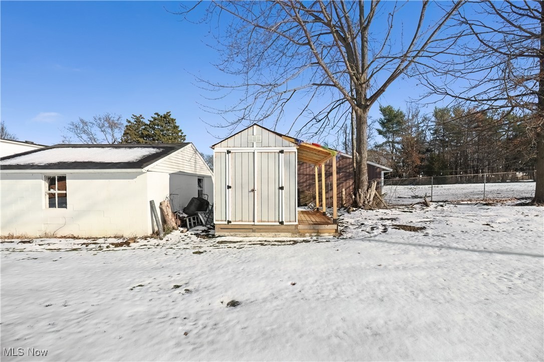 34549 Detroit Road Avon OH 44011