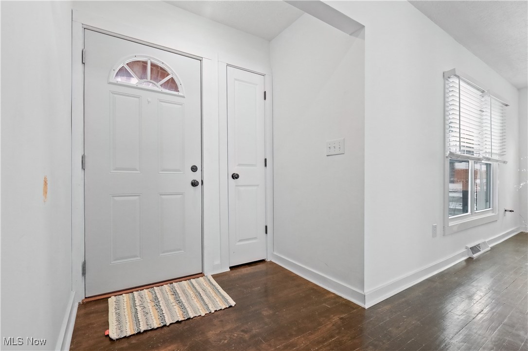 34549 Detroit Road Avon OH 44011