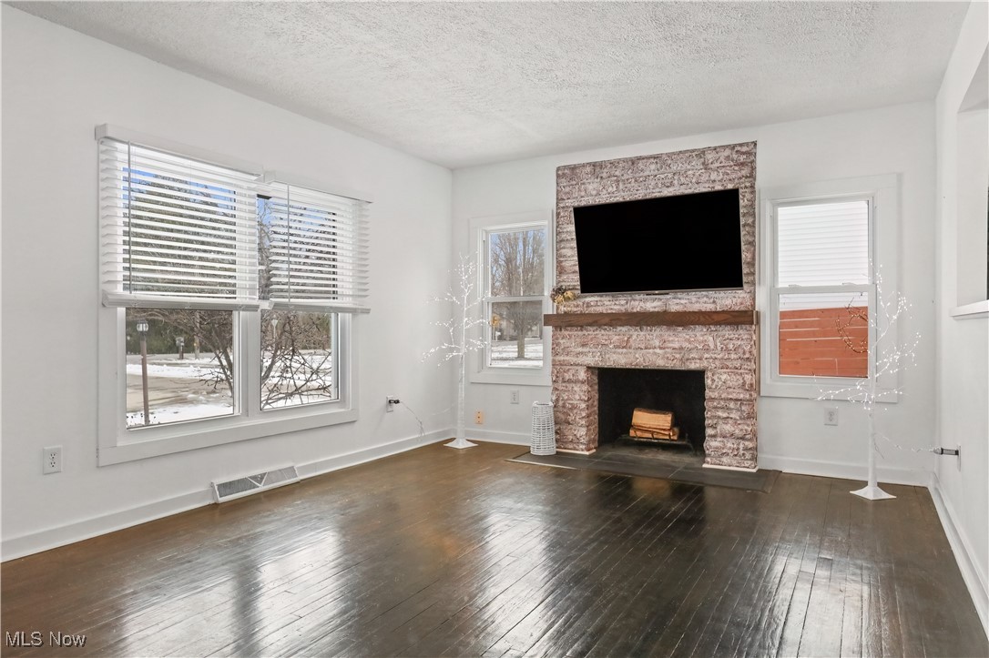 34549 Detroit Road Avon OH 44011