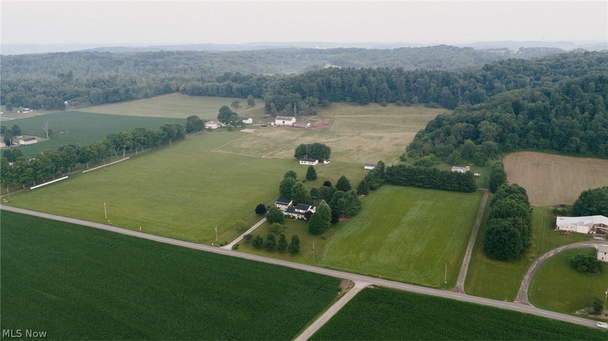 10061 Blade Road NW Minerva OH 44657