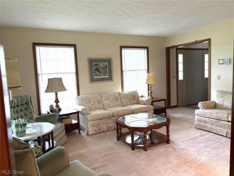 10061 Blade Road NW Minerva OH 44657