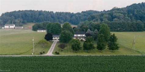 10061 Blade Road NW Minerva OH 44657
