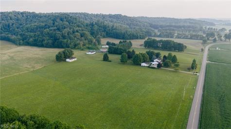 10061 Blade Road NW Minerva OH 44657