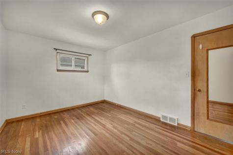 11301 Aaron Drive Parma OH 44130