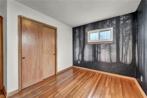 11301 Aaron Drive Parma OH 44130