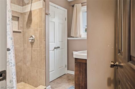 5652 Bonnell Drive Youngstown OH 44512
