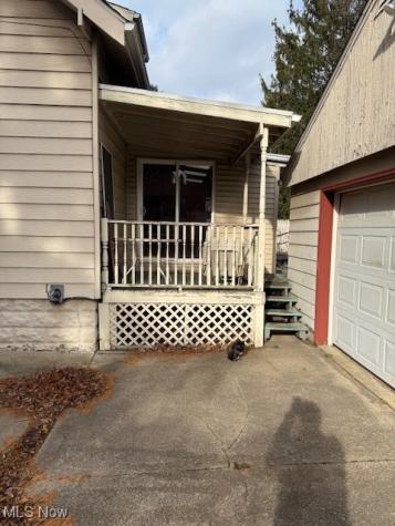 295 Goodview Avenue Akron OH 44305