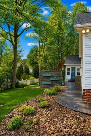 356 Carol Way Wadsworth OH 44281