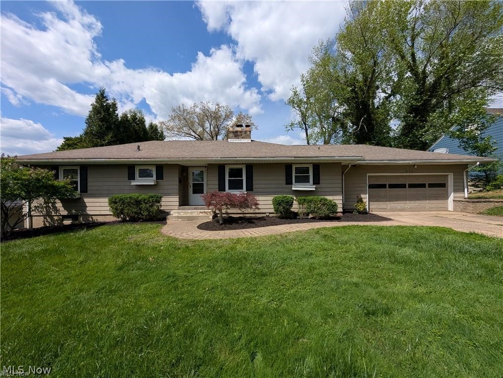 545 N Ray Drive Zanesville OH 43701