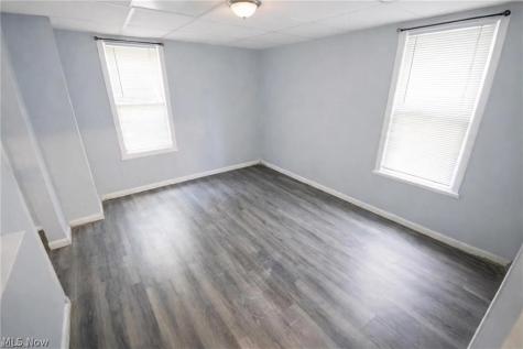 2166 W 93rd Street Cleveland OH 44102
