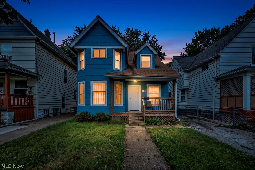 2166 W 93rd Street Cleveland OH 44102