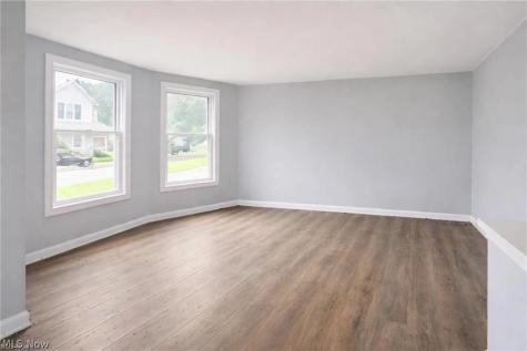 2166 W 93rd Street Cleveland OH 44102