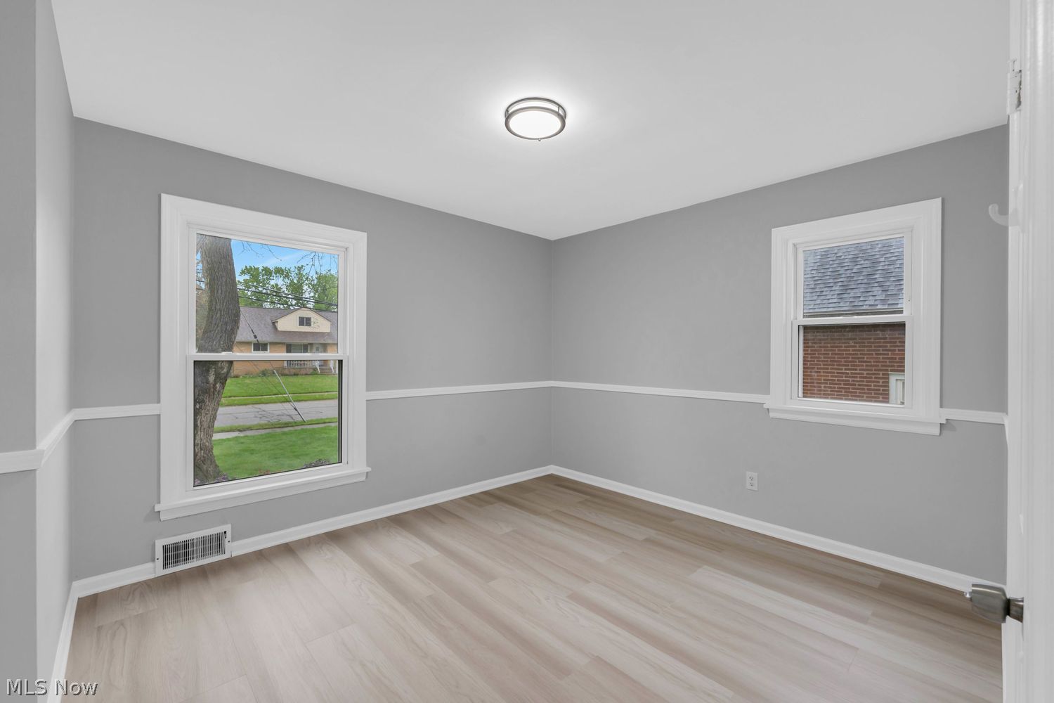 20090 Laverne Avenue Rocky River OH 44116