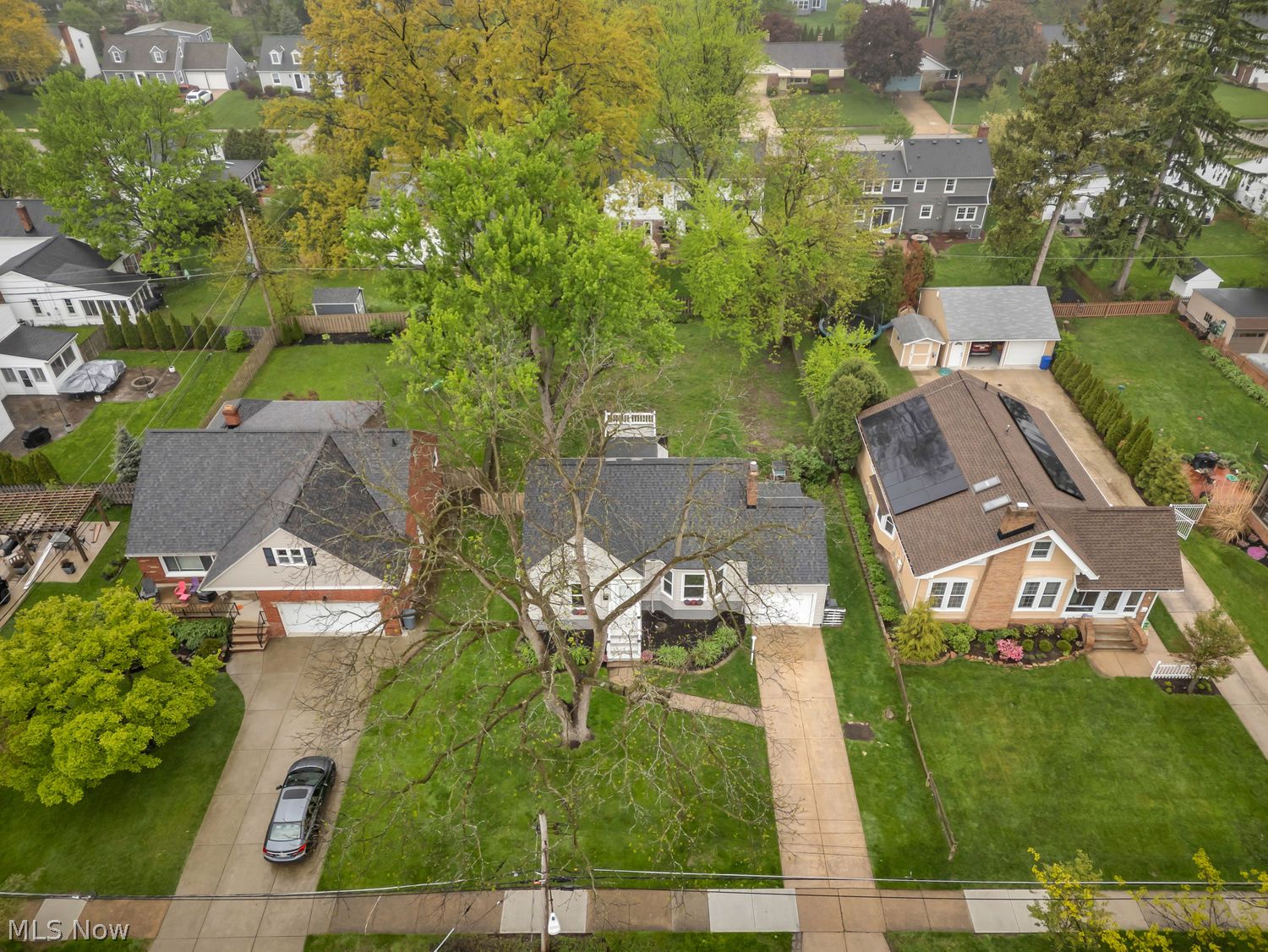 20090 Laverne Avenue Rocky River OH 44116
