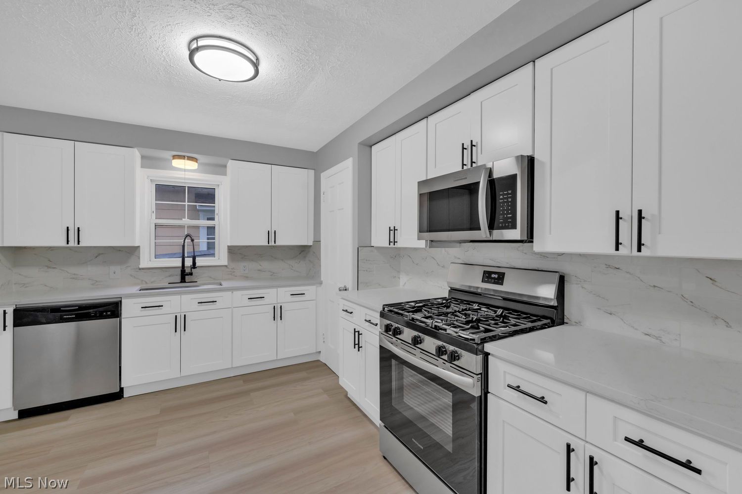 20090 Laverne Avenue Rocky River OH 44116