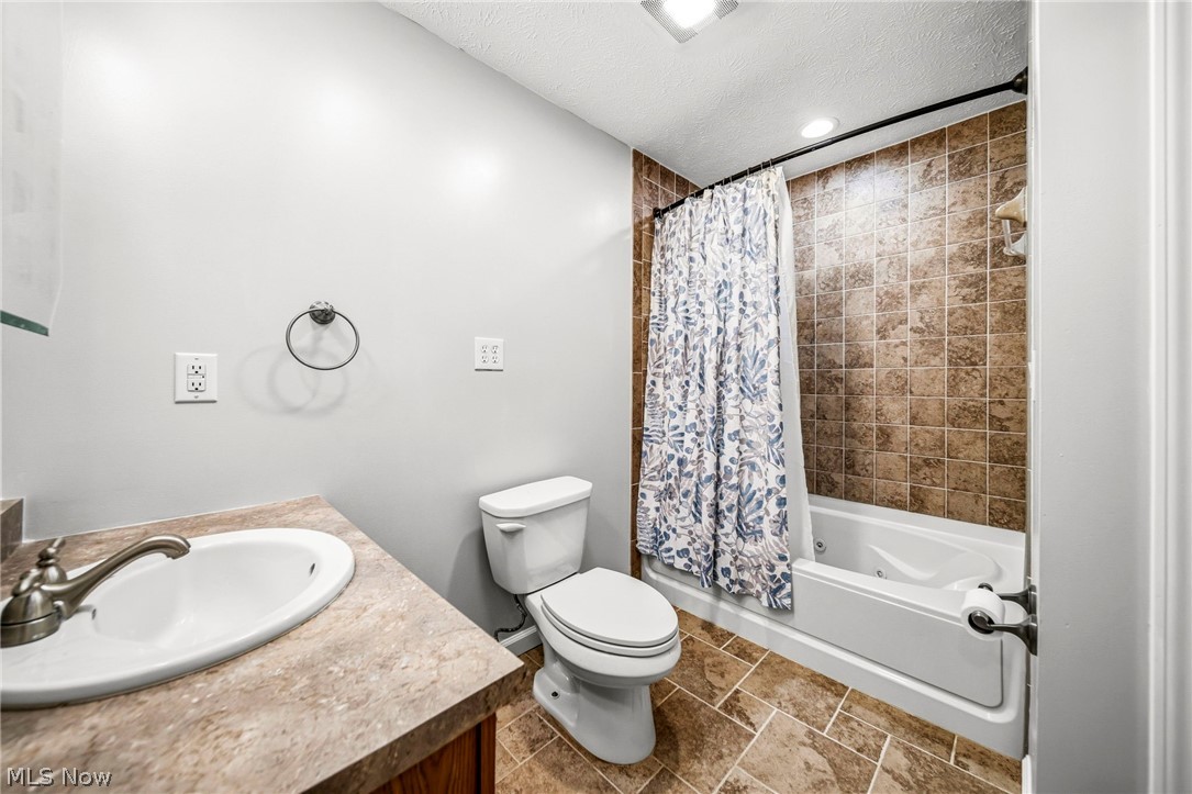 3411 Blake Road Ashtabula OH 44004