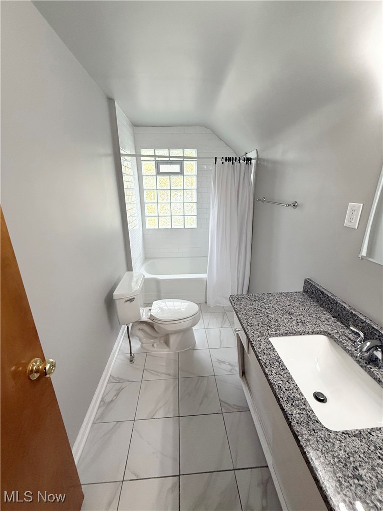 2379 Charney Road University Heights OH 44118