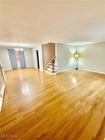 2379 Charney Road University Heights OH 44118