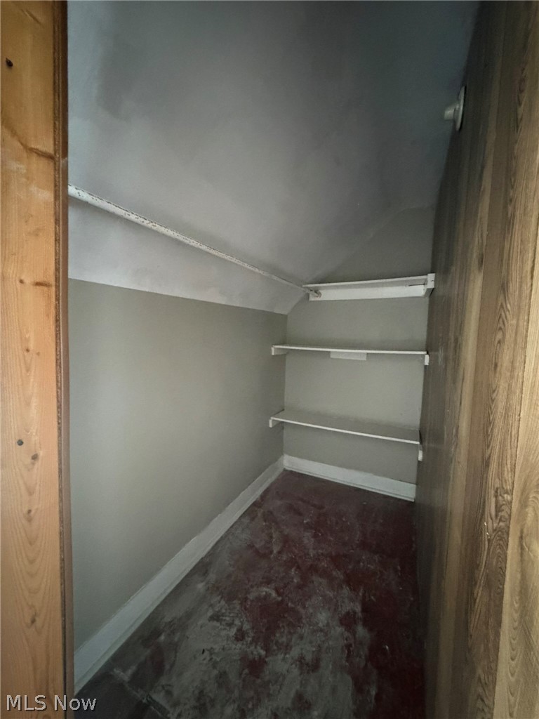 10106 Parmelee Avenue Cleveland OH 44108