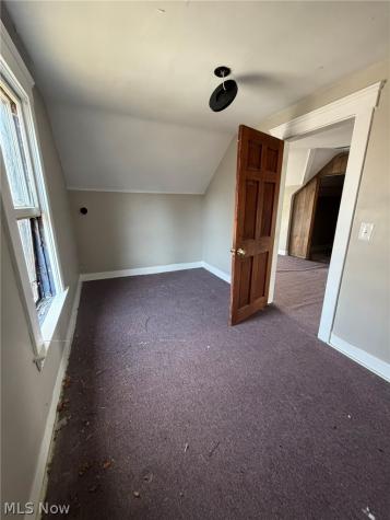 10106 Parmelee Avenue Cleveland OH 44108