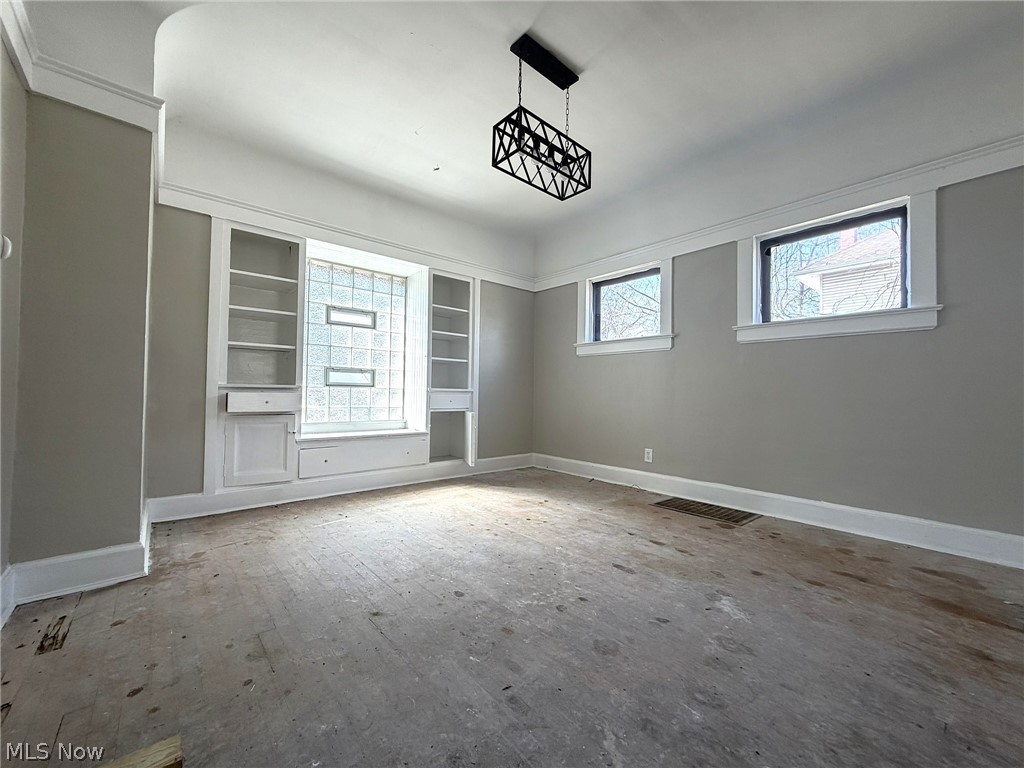 10106 Parmelee Avenue Cleveland OH 44108