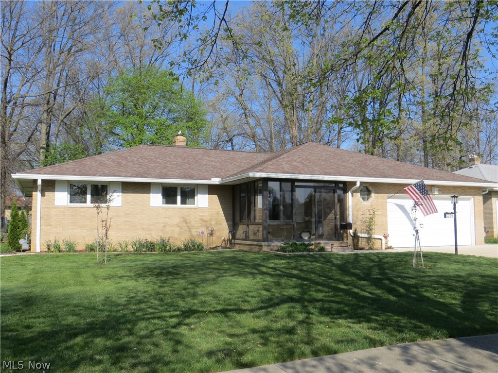 6204 Meadview Drive Seven Hills OH 44131