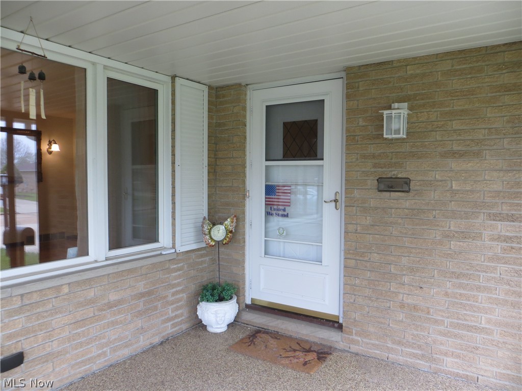 6204 Meadview Drive Seven Hills OH 44131