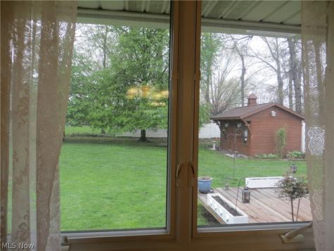 6204 Meadview Drive Seven Hills OH 44131