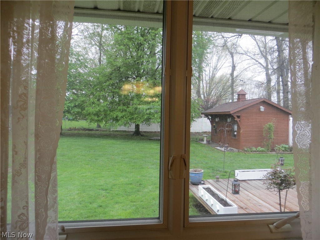 6204 Meadview Drive Seven Hills OH 44131