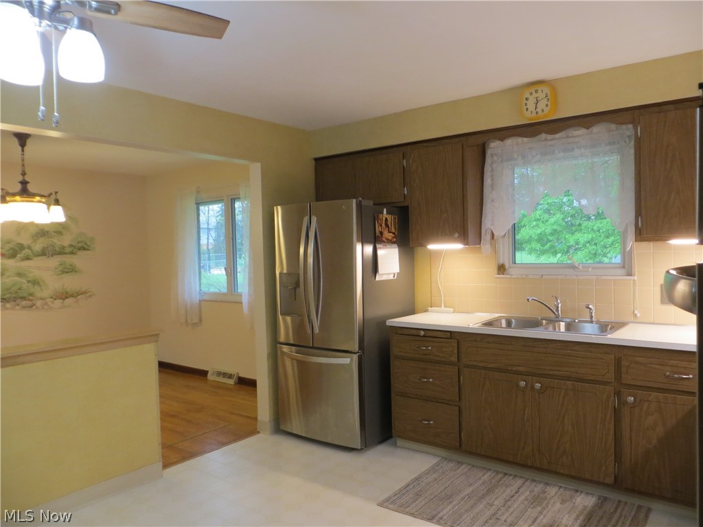 6204 Meadview Drive Seven Hills OH 44131