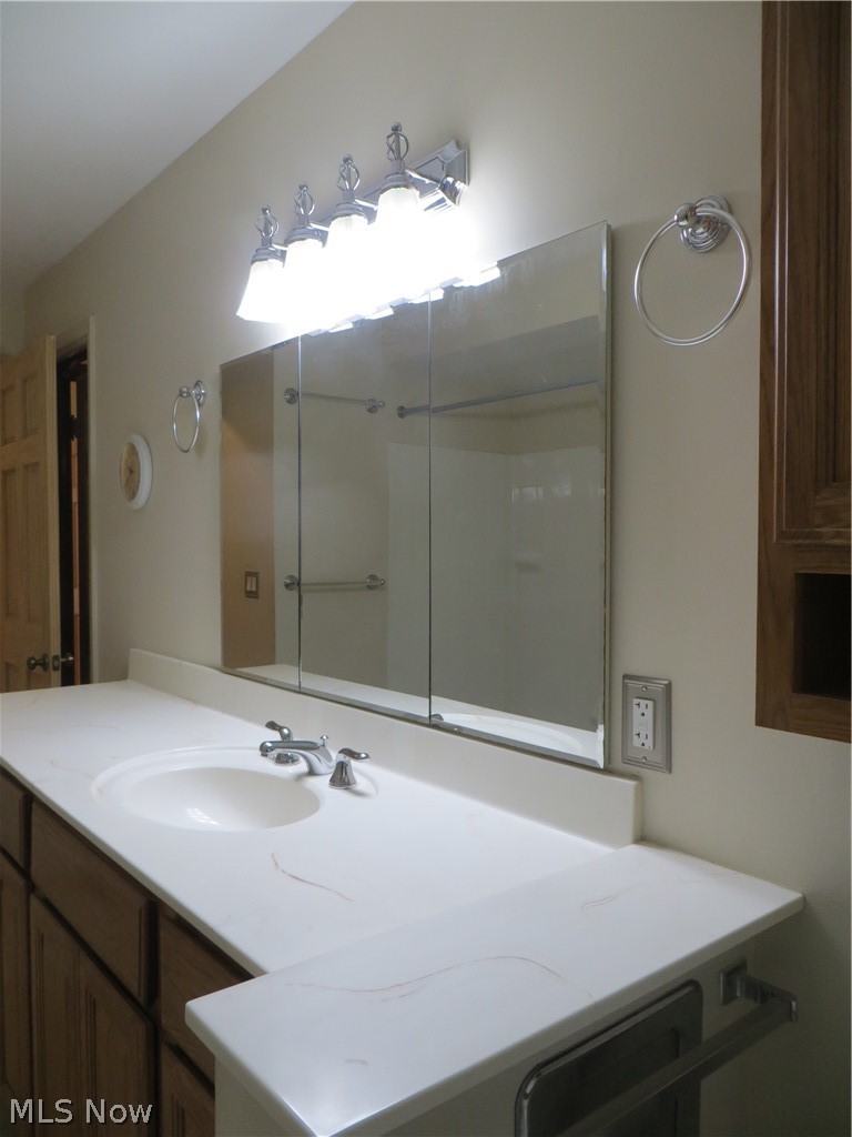 6204 Meadview Drive Seven Hills OH 44131