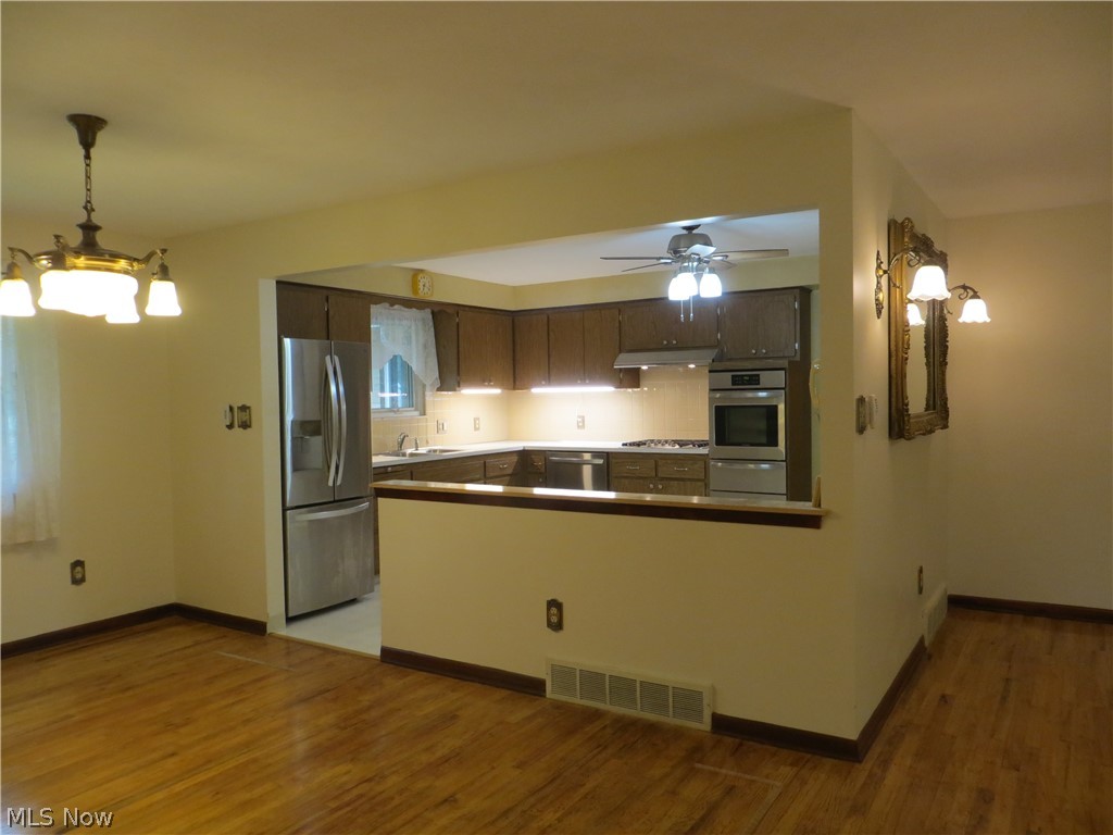 6204 Meadview Drive Seven Hills OH 44131