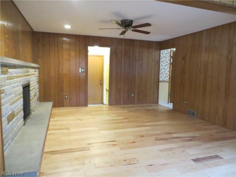6204 Meadview Drive Seven Hills OH 44131