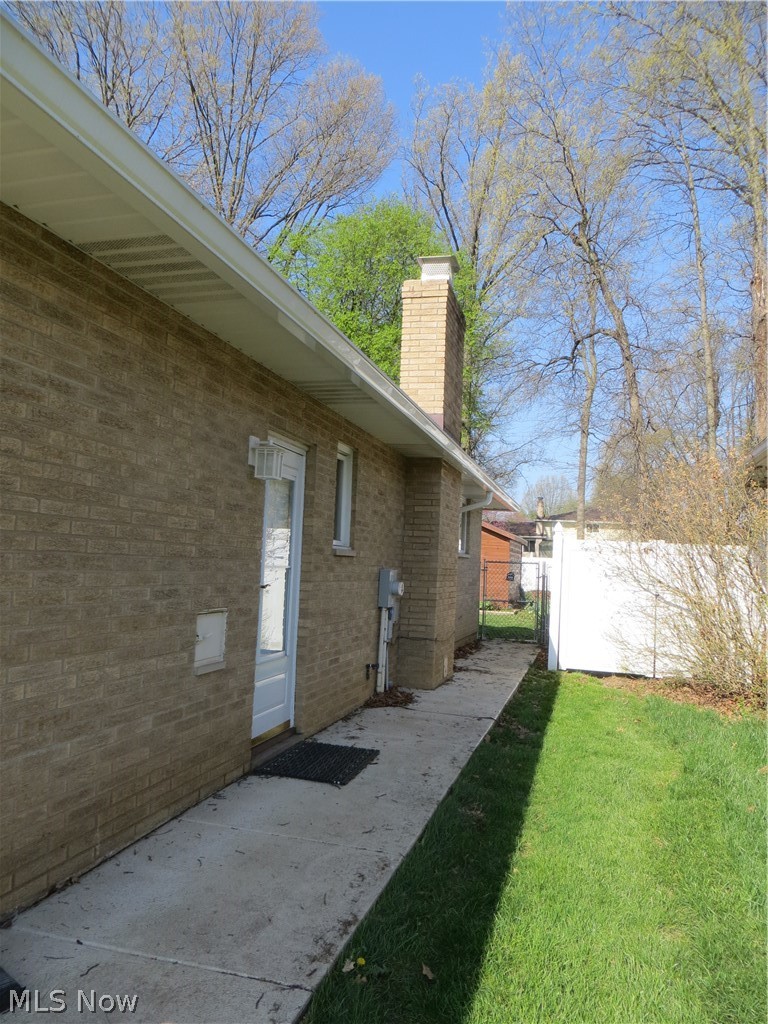 6204 Meadview Drive Seven Hills OH 44131