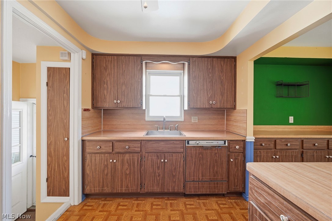 4250 Eastway Road South Euclid OH 44121