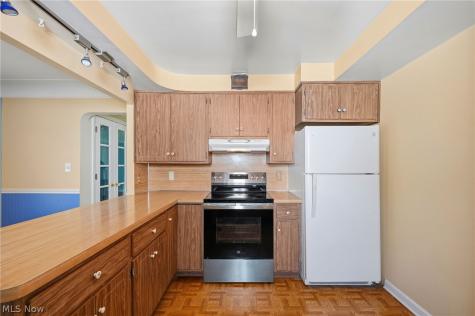 4250 Eastway Road South Euclid OH 44121