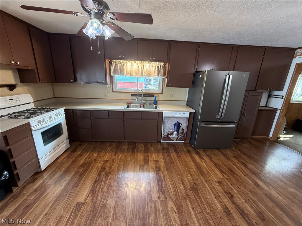 14095 Washington Avenue SW Newcomerstown OH 43832