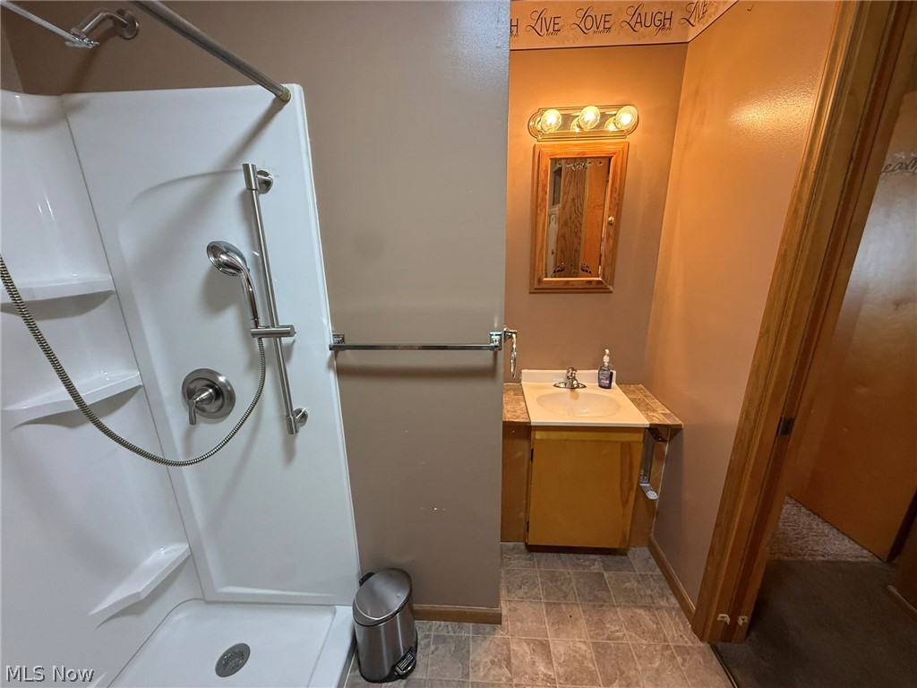 14095 Washington Avenue SW Newcomerstown OH 43832