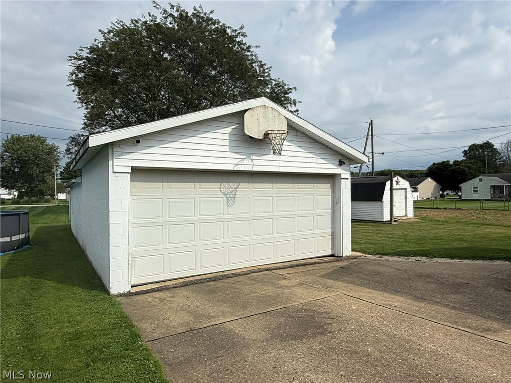 14095 Washington Avenue SW Newcomerstown OH 43832