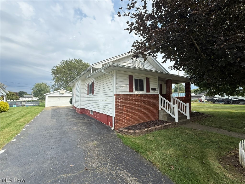 14095 Washington Avenue SW Newcomerstown OH 43832