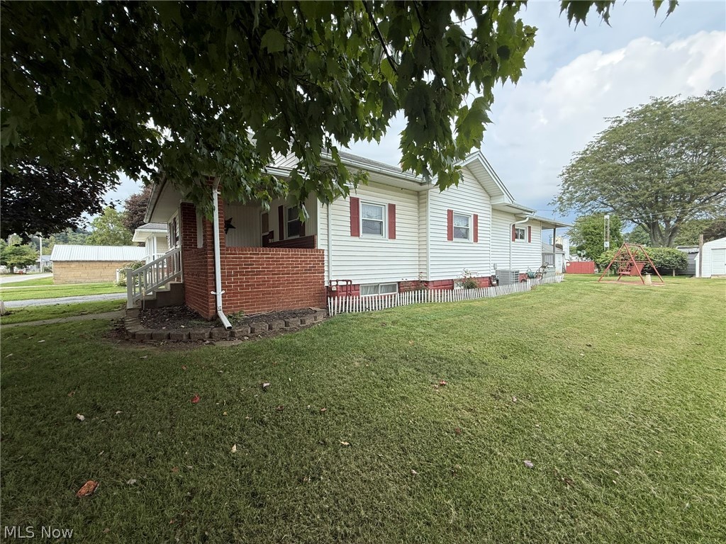 14095 Washington Avenue SW Newcomerstown OH 43832