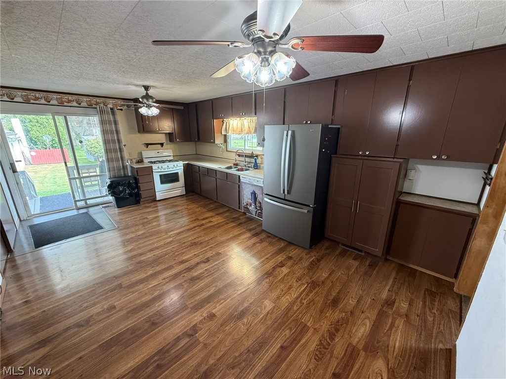 14095 Washington Avenue SW Newcomerstown OH 43832